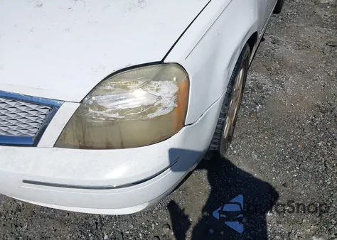 2005 Ford Five Hundred Limited z USA, uszkodzony, nr VIN 1FAFP25125G142969